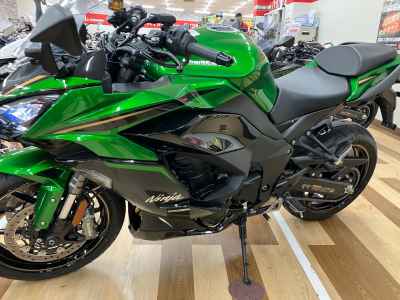 Kawasaki Ninja 1100SX SE 2025