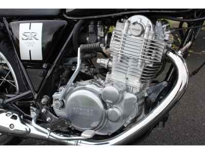 Yamaha SR400 2019
