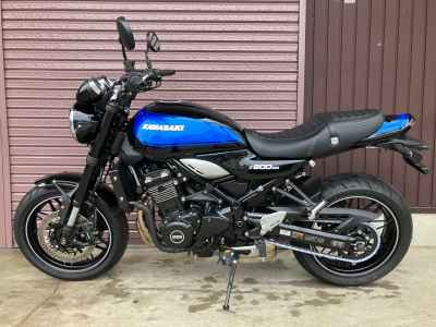 Kawasaki Z900RS 2023