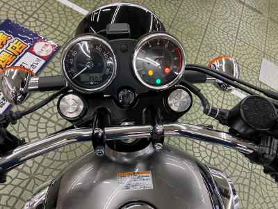 Kawasaki W800 2025