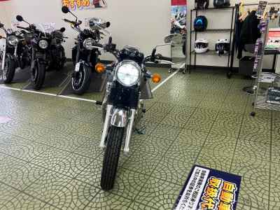 Kawasaki W800 2025