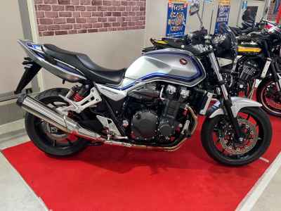 Honda CB1300SF 2023