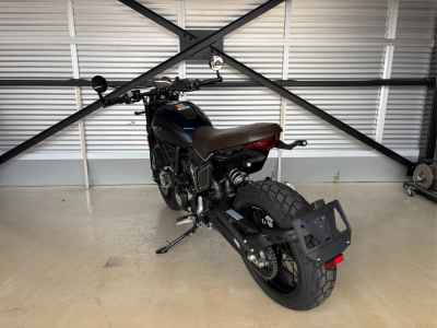 Ducati Scrambler Nightshift 2025