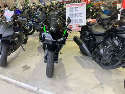 Kawasaki Ninja ZX-6R 2024