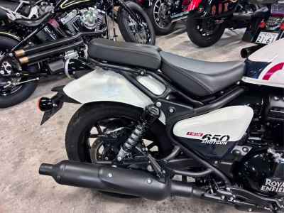 Royal Enfield Shotgun 650 2025