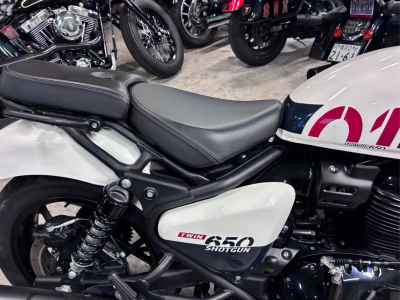 Royal Enfield Shotgun 650 2025