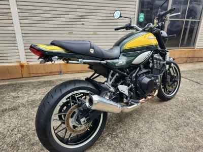 Kawasaki Z900RS 2023