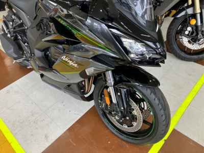 Kawasaki Ninja 1100SX 2025