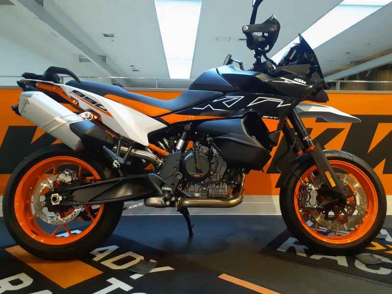 KTM 890 SMT 2024
