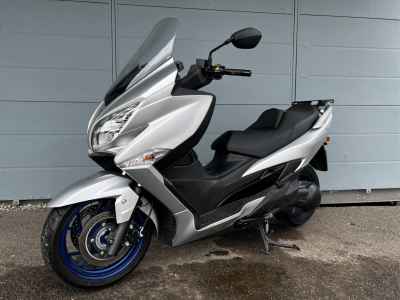 Suzuki Burgman 400 2021