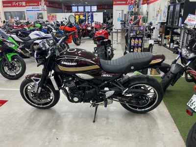 Kawasaki Z900RS 2024
