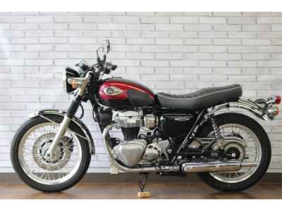 Kawasaki W800 2024