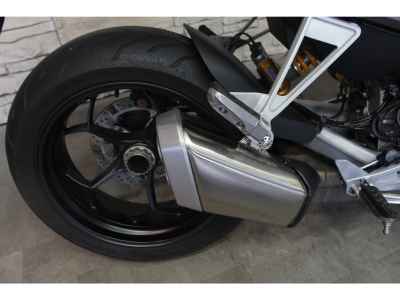 Moto Guzzi V100 Mandello 2023