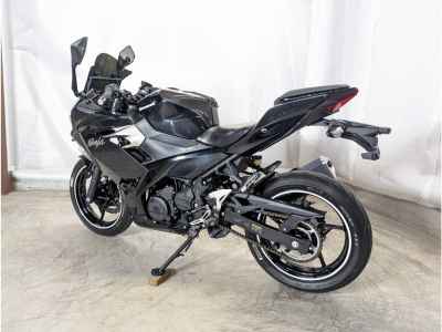 Kawasaki Ninja 400 2021