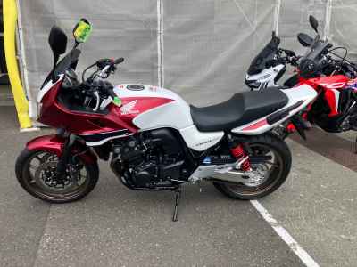 Honda CB400 Super Boldor 2020