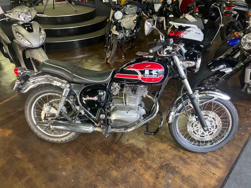 Kawasaki Estrella