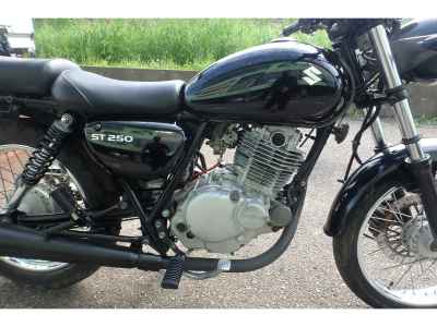 Suzuki ST250E
