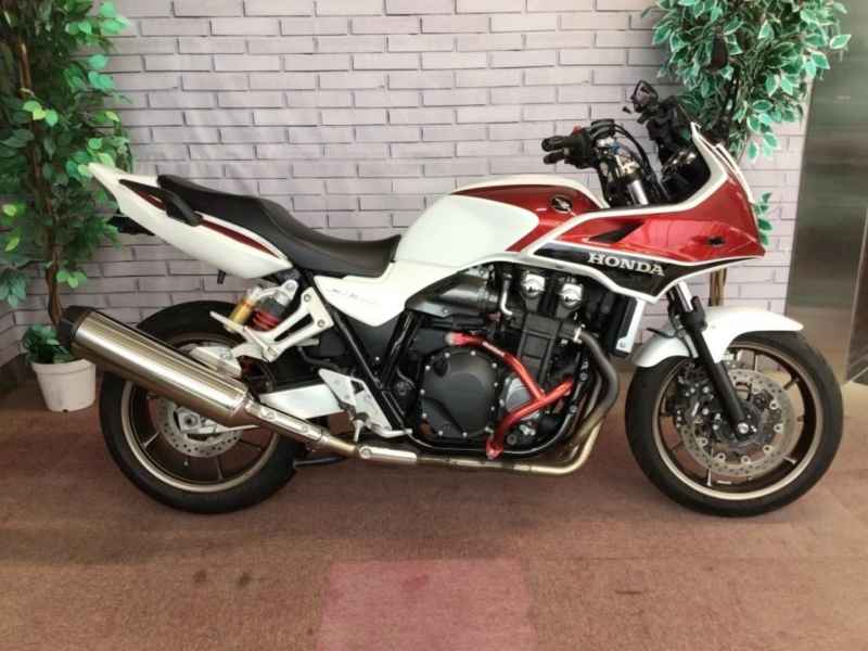 Honda CB1300 Super Boldor 2015