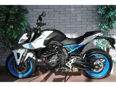 Suzuki GSX-8S 2023
