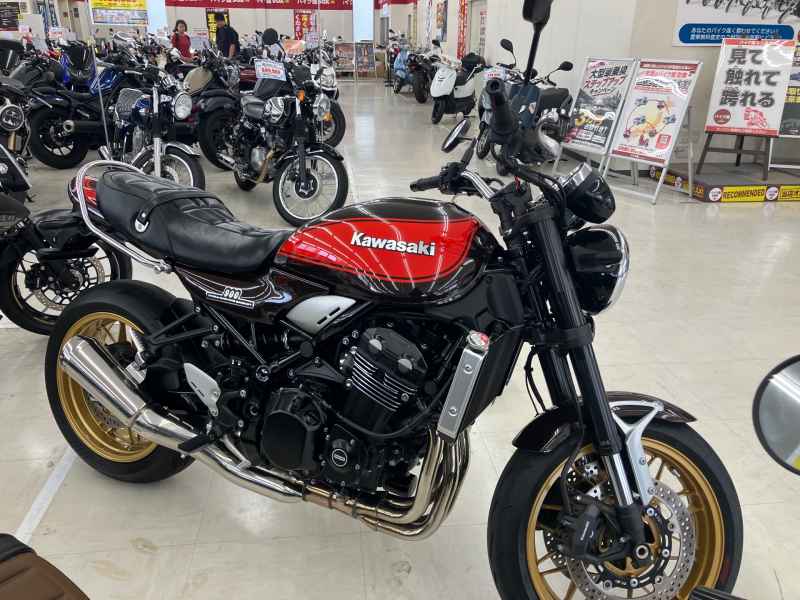 Kawasaki Z900RS 2022
