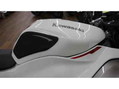 Kawasaki Ninja ZX-6R 2025