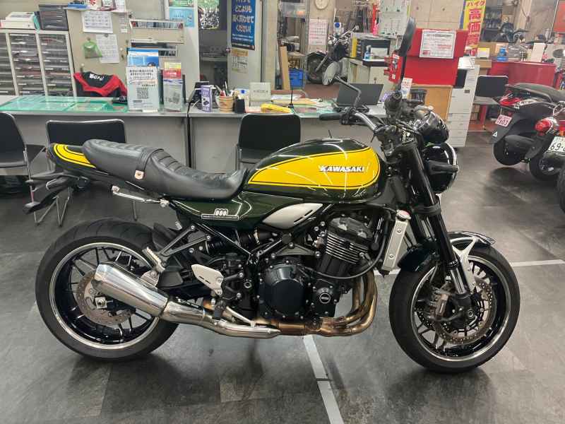 Kawasaki Z900RS 2024