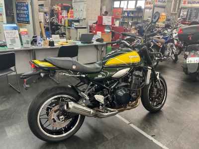 Kawasaki Z900RS 2024