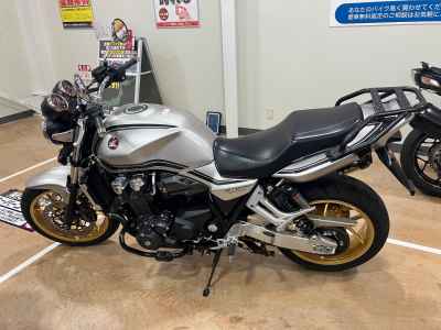 Honda CB1300SF 2022