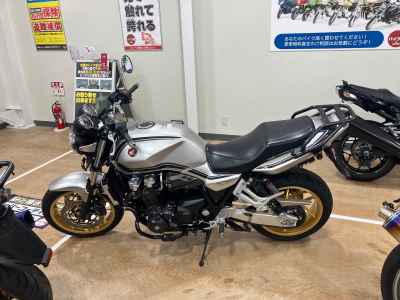 Honda CB1300SF 2022