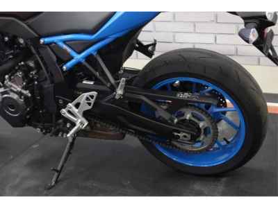 Suzuki GSX-8S 2023