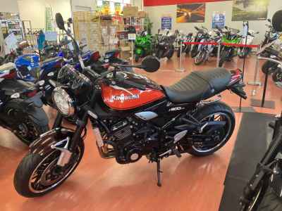 Kawasaki Z900RS 2017