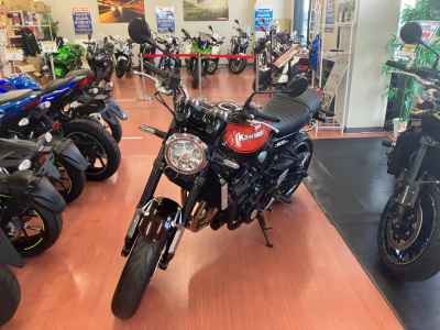 Kawasaki Z900RS 2017