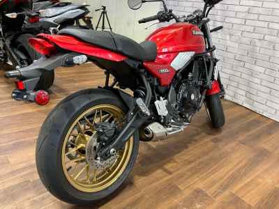 Kawasaki Z650RS 2024