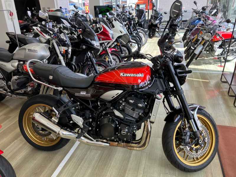 Kawasaki Z900RS 2022