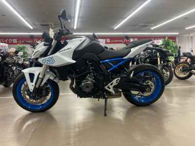 Suzuki GSX-8S 2023