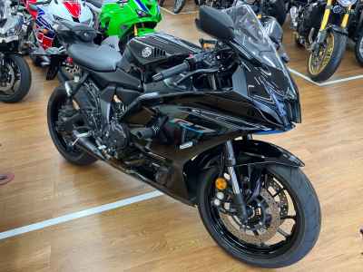 Yamaha YZF-R7 2023