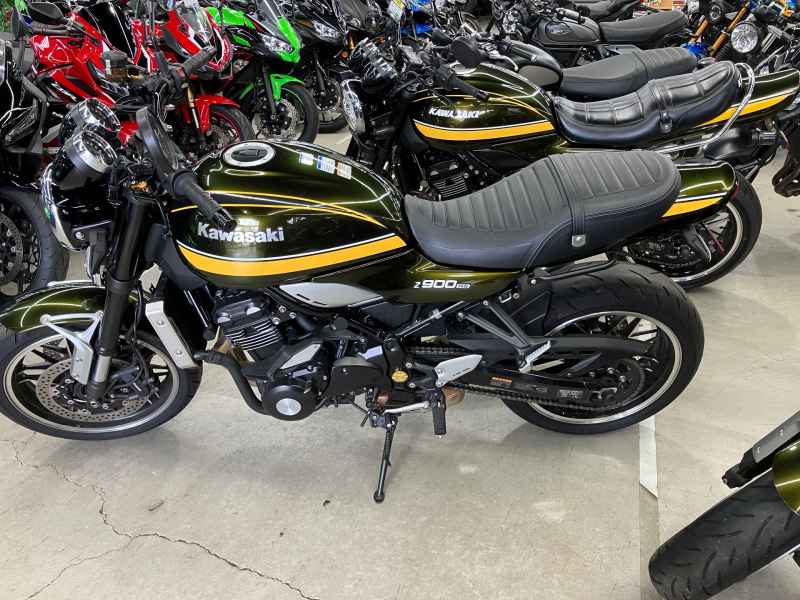 Kawasaki Z900RS 2021