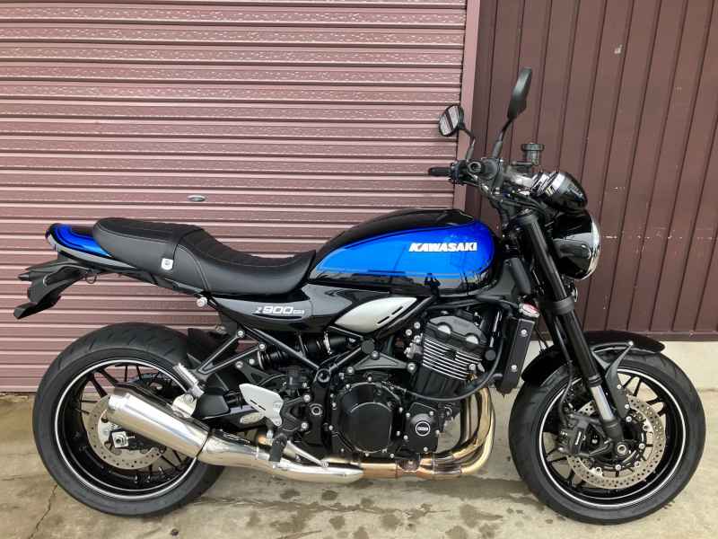 Kawasaki Z900RS 2023