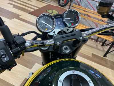 Kawasaki Z900RS 2023