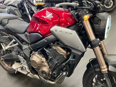 Honda CB650R 2019