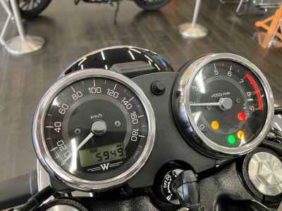 Kawasaki W800 2024