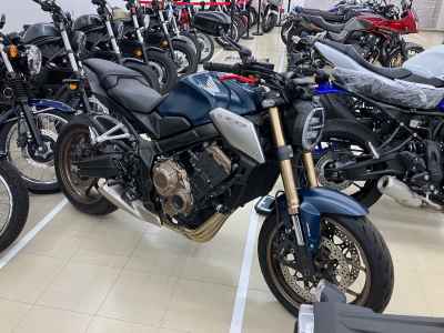 Honda CB650R 2021
