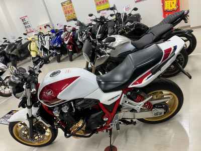 Honda CB1300SF 2022