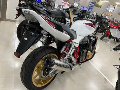 Honda CB1300SF 2022