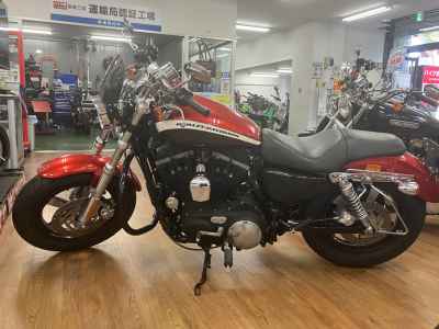 Harley-Davidson Sportster Custom XL1200C 2013