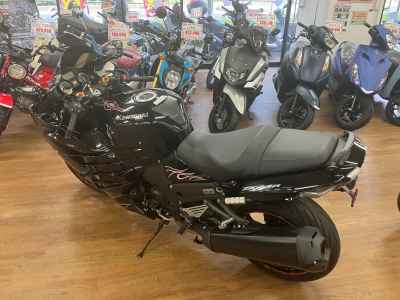 Kawasaki Ninja ZX-14R 2015