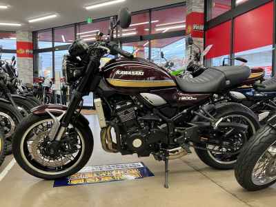 Kawasaki Z900RS 2025