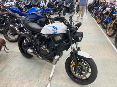 Yamaha XSR700 2022