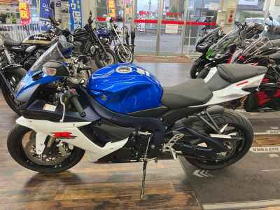 Suzuki GSX-R750 2013