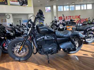 Harley-Davidson Sportster Iron XL883N 2016